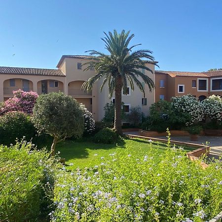 2 Bedrooms, 15 Min Walk To Beach, Ac, Pool & Fiber Internet In A Quiet, Private Gated Domain 5Kms To St Tropez Cogolin Kültér fotó