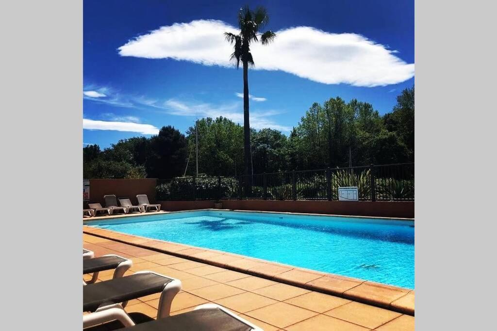 2 Bedrooms, 15 Min Walk To Beach, Ac, Pool & Fiber Internet In A Quiet, Private Gated Domain 5Kms To St Tropez Cogolin Kültér fotó